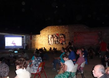 Γκρουπ Γιορούμ: Τα τραγούδια μας πιο δυνατά από τις πολεμικές ιαχές (βίντεο)