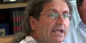 Ηλίας Κορδαλής: Ρίχνουν βιτριόλι στο πρόσωπο και το σώμα της παιδείας