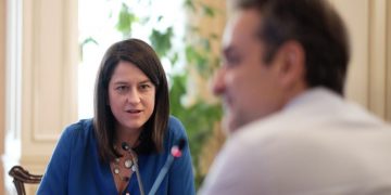 Επαγγελματική εκπαίδευση: Αλλαγές δια χειρός ΟΟΣΑ, ΕΕ και ΣΕΒ