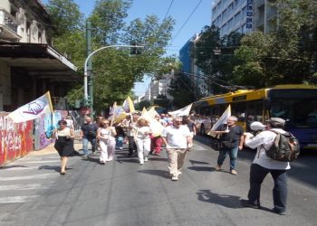 Λογιστές-Φοροτεχνικοί: Σχέδιο εξόντωσης των μικρομεσαίων γραφείων
