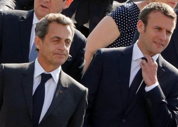 Ο Σαρκοζί βρικολάκιασε μέσω Μακρόν