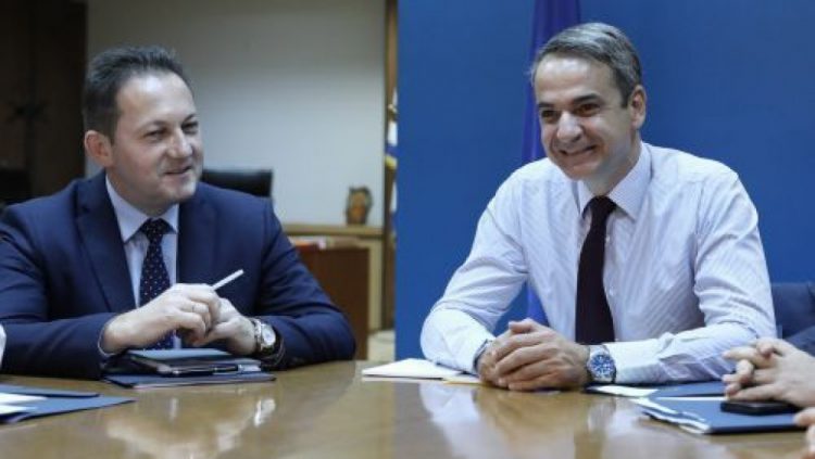 Πέτσινη ενημέρωση, τσεπωμένα κυβερνητικά ΜΜΕ