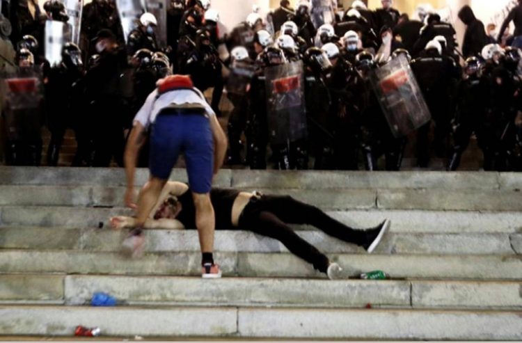 Σοκ και δέος: Για το καλό… τους!