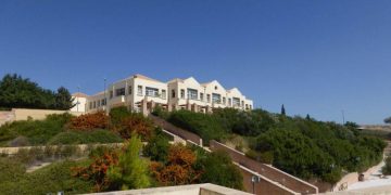 Λουκέτο «Ζηρίδη»: Στον «αέρα» εκπαιδευτικοί και μαθητές