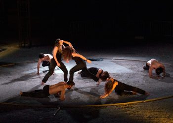 Η θεατρική ομάδα Σημείο Μηδέν σε καλοκαιρινή περιοδεία