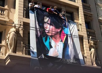 «Έσβησε» η απεργός πείνας Εμπρού Τιμτίκ μετά από 238 ημέρες