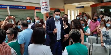 Μέσα στο κατακαλόκαιρο περνάνε νομοσχέδιο ιδιωτικοποίηση της υγείας