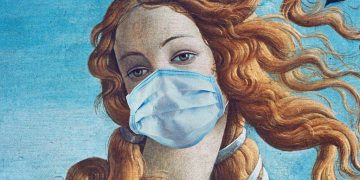 Οι μασκοφόροι και το άγρυπνο βλέμμα