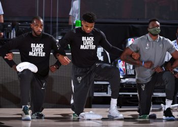 ‘Οταν η εξέγερση επεκτείνεται από τους δρόμους στα γήπεδα…