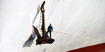 Καταργούν τις Συλλογικές Συμβάσεις των ναυτεργατών