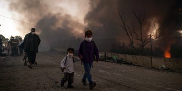 Εμπρησμός κυβέρνησης και ΕΕ  σε Μόρια και ζωές προσφύγων