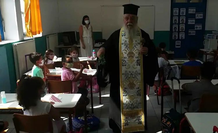 Εφιάλτης πάνω από τα σχολεία