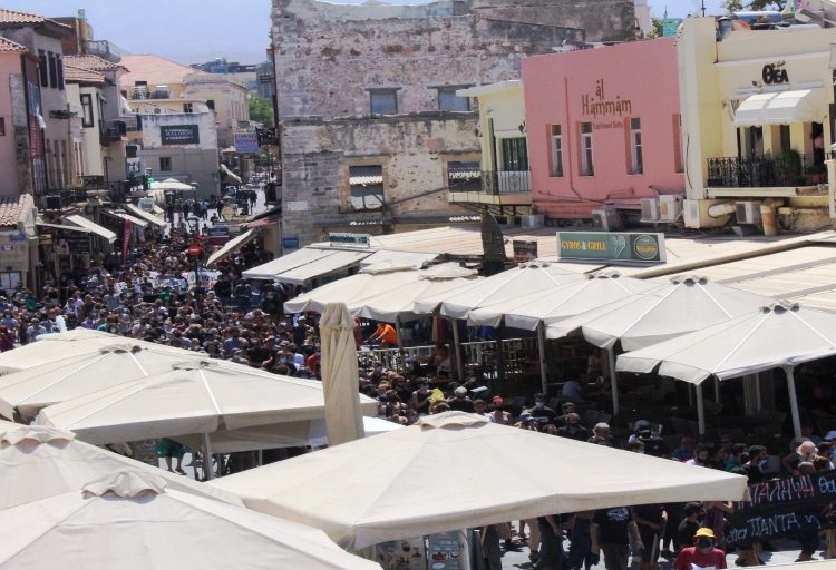 Εκκένωση Rosa Nera: «Σοκ και δέος» ενάντια σε χώρο του κινήματος