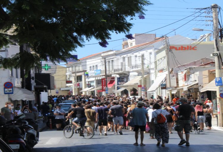 Εκκένωση Rosa Nera: «Σοκ και δέος» ενάντια σε χώρο του κινήματος