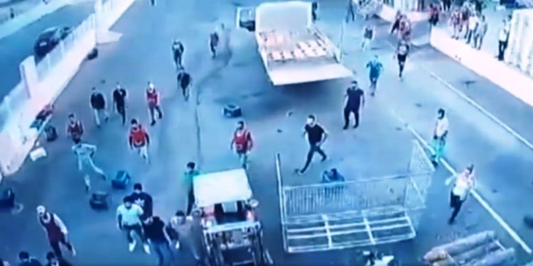 Τυμπάκι Ηρακλείου: Φασιστικές επιθέσεις κατά μεταναστών εργατών