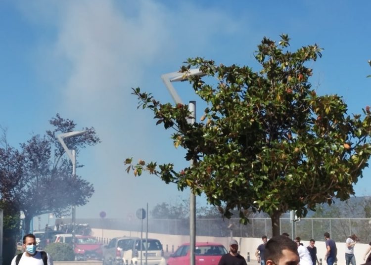 Επίθεση των ΜΑΤ με χημικά κατά μαθητών (φωτό+βίντεο)