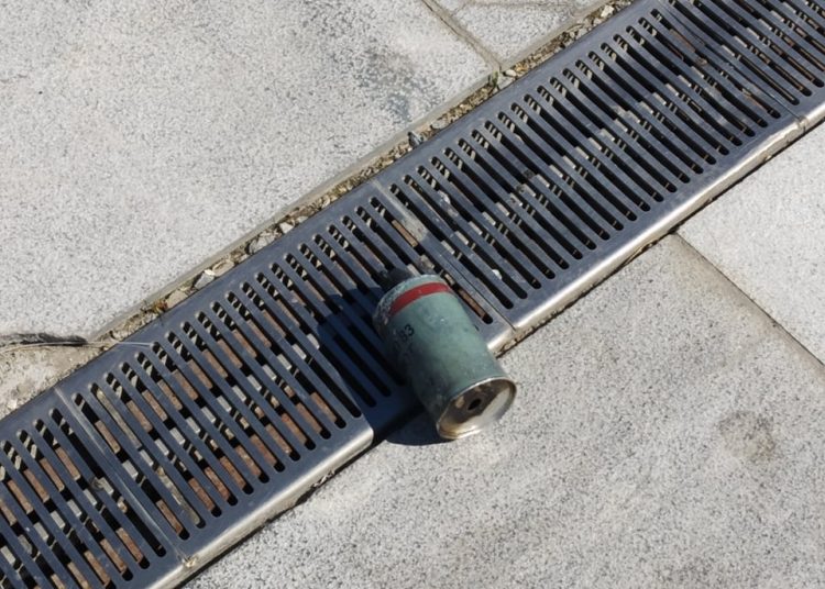 Επίθεση των ΜΑΤ με χημικά κατά μαθητών (φωτό+βίντεο)