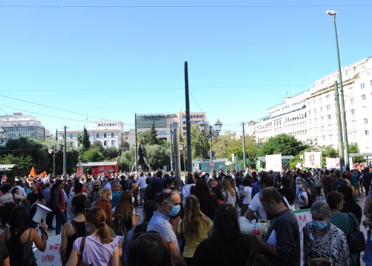 Μαχητική απεργιακή διαδήλωση, νέα επίδειξη αυταρχισμού