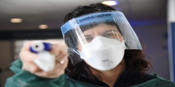 Κορονοϊός: Στη «μάχη» τα Κέντρα Υγείας χωρίς κανένα σχέδιο και «όπλα»