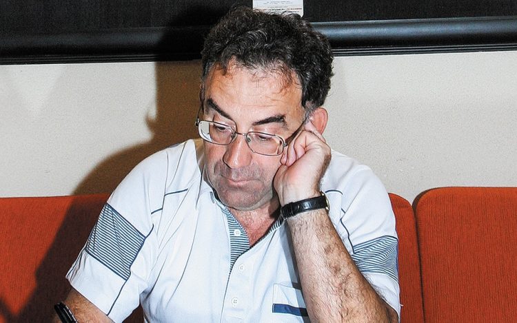 Ένας μάστορας που άφησε πολλούς στο πόδι του