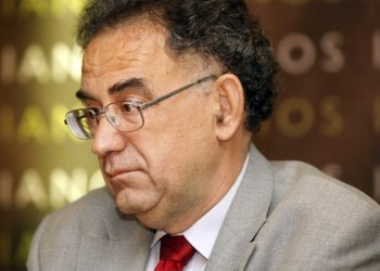 Έφυγε ο Γιώργος Δελαστίκ – μεγάλη απώλεια για την ασυμβίβαστη δημοσιογραφία και την Αριστερά