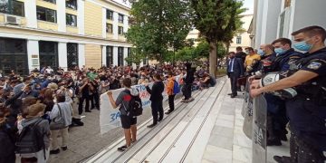 Μαθητές: Στο κενό η «σκληρή» γραμμή συλλήψεων και διώξεων