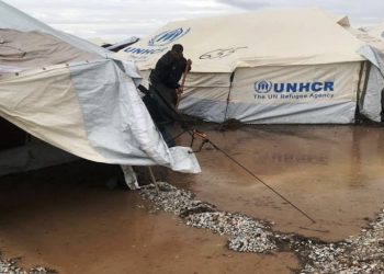 Βούρκος το Καρά Τεπέ, θερμοκήπια κορονοϊού τα ΚΥΤ