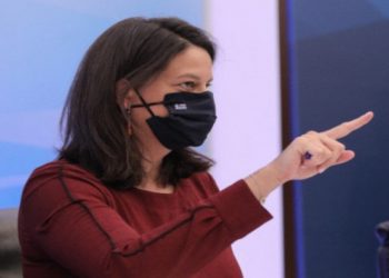 Η Κεραμέως θέλει τους εκπαιδευτικούς όργανα καταστολής!