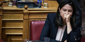 Υπηρεσιακά συμβούλια: Φιάσκο οι τηλεκλογές, αποσύρθηκαν όλα τα ψηφοδέλτια