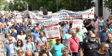 ΛΑΡΚΟ: Απεργιακή κινητοποίηση κατά του «λουκέτου» και της πώλησης