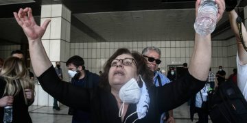 «Τα κατάφερες γιε μου»! Το συγκλονιστικό ξέσπασμα της Μάγδας Φύσσα (Video)