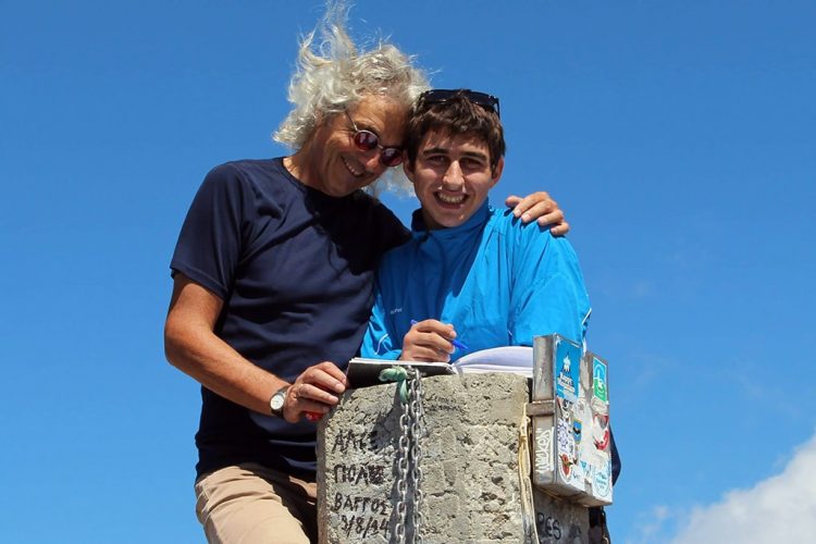 Γιάννης Μάγγος: Ο γιος μας ήταν στόχος της αστυνομίας