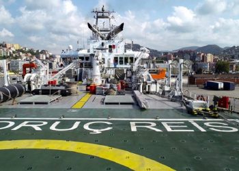 Λεπτές κόκκινες γραμμές,  χοντρά μαύρα συμφέροντα στην Α. Μεσόγειο