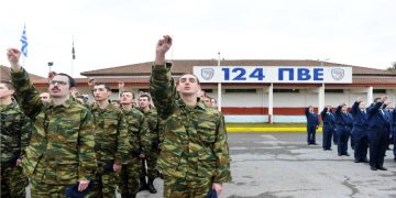 Καψόνια στην 124η Πτέρυγα Βασικής Εκπαίδευσης