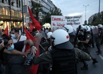 Αριστερές πολιτικές οργανώσεις καταδικάζουν την καταστολή των διαδηλώσεων