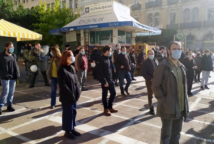 Η απεργιακή «ανταρσία» και η μαχητική συγκέντρωση έσπασαν τον κυβερνητικό ολοκληρωτισμό