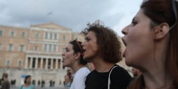 Απεργία 26/11: Σωματεία, σχήματα, συνδικαλιστές καλούν στην απεργιακή συγκέντρωση στις 11πμ