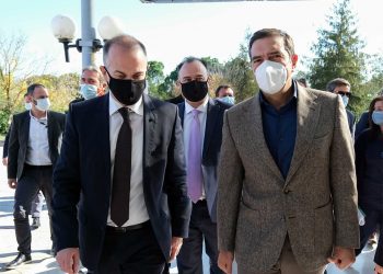 ΣΥΡΙΖΑ: Πλάτη στην κυβέρνηση με πρόταση για υπουργό «ευρείας αποδοχής»