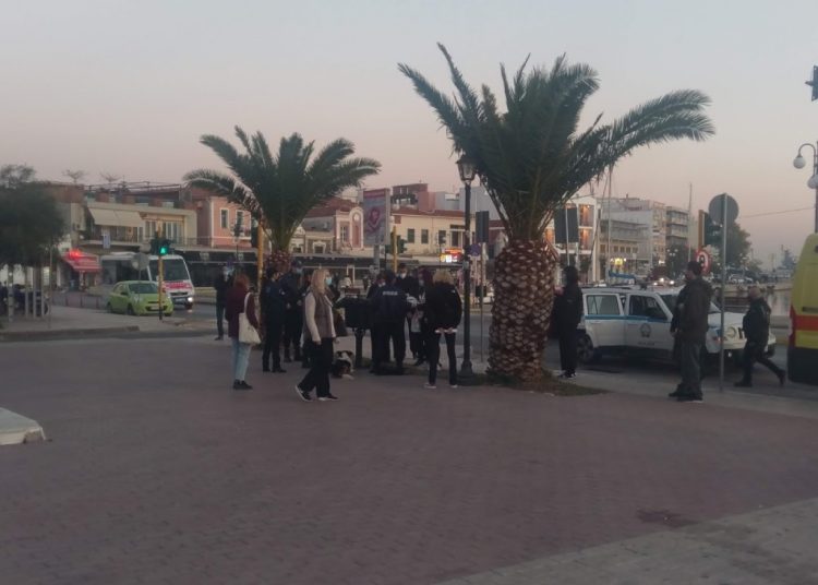 Μυτιλήνη: Η τρομοκρατία έσπασε, η διαδήλωση πραγματοποιήθηκε! (φωτο+βίντεο)