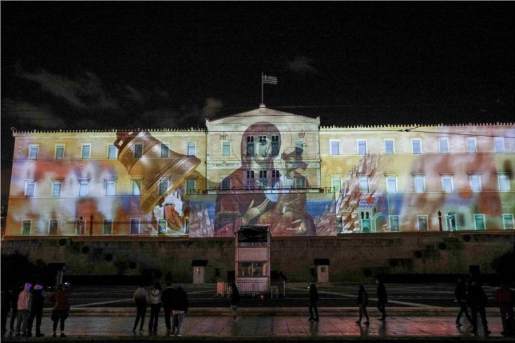 Η ένοπλη Παναγία στη βουλή