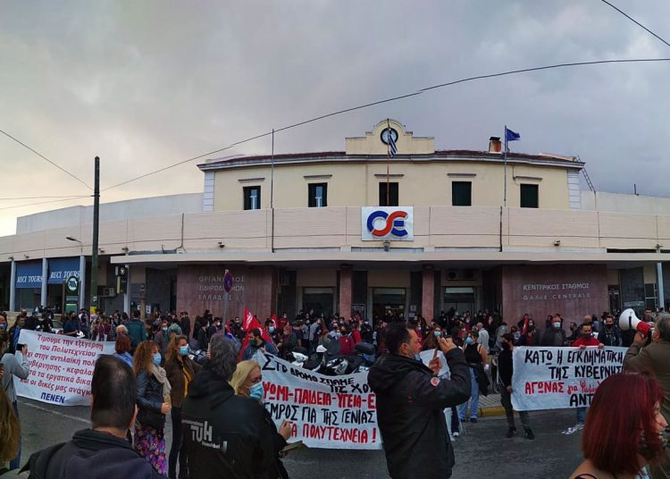 17 Νοέμβρη: Δυναμικές κινητοποιήσεις, όργιο καταστολής (συνεχής ενημέρωση)