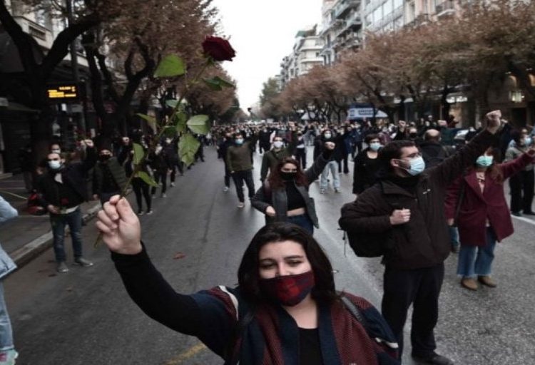 Θεσσαλονίκη: Το «Πότε θα κάνει ξαστεριά» έσπασε την τρομοκρατία