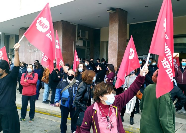 Συγκέντρωση σταθμ. Λαρίσης: Έσπασε η απαγόρευση, παρά την επίθεση της ΕΛΑΣ (Photos/Videos)