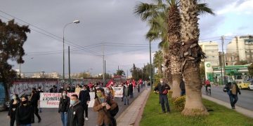 Κοινή ανακοίνωση 17 αριστερών οργανώσεων: έσπασε η κυβερνητική σιγή νεκροταφείου