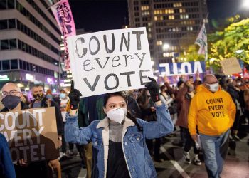 Οι ΗΠΑ στη δίνη μιας δομικής κρίσης