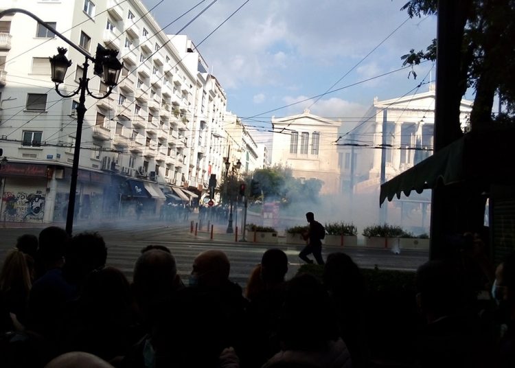 17 Νοέμβρη: Δυναμικές κινητοποιήσεις, όργιο καταστολής (συνεχής ενημέρωση)