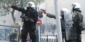 Ανυπάκουοι νεκροί, ασύλληπτη μνήμη