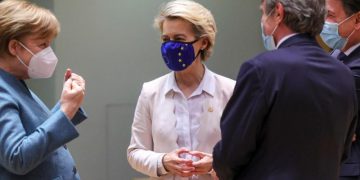 Αδιαπραγμάτευτο το δόγμα της ΕΕ: «Πάνω από όλα οι μπίζνες»