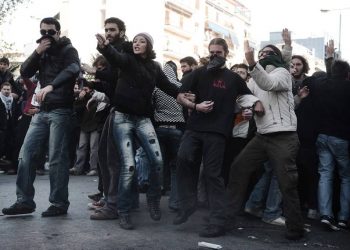 Η ζωή δεν καταστέλλεται, το μέλλον εξεγείρεται!