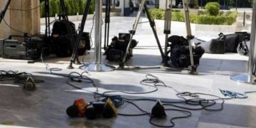 Απεργία από σήμερα στα κανάλια ενάντια στην περικοπή των θέσεων εργασίας